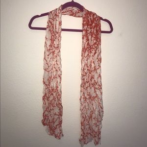 Lightweight scarf